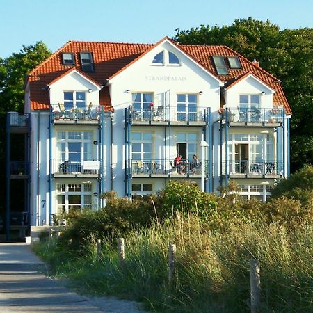 Strandpalais/Meerblick Rostock Exterior photo