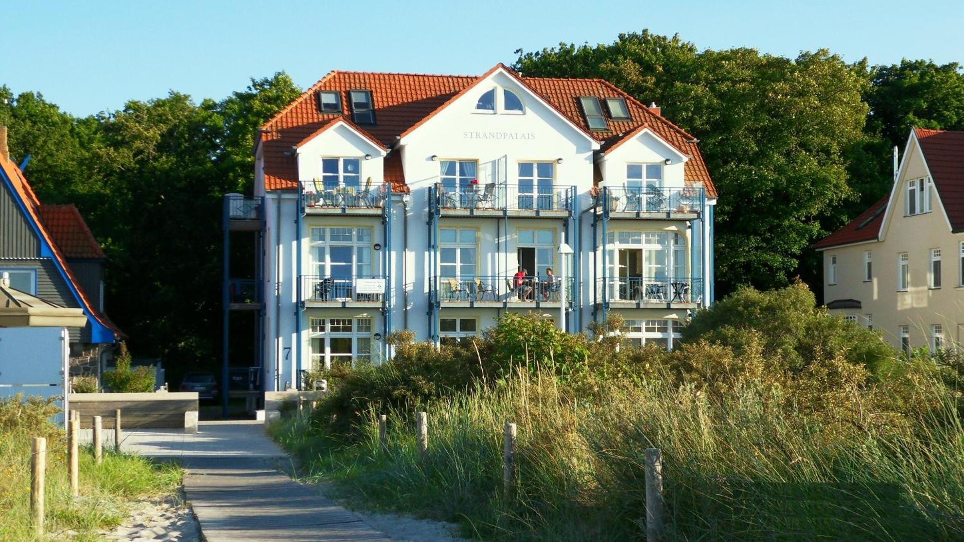 Strandpalais/Meerblick Rostock Exterior photo